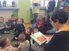 pierwsze_spotkanie_krasnali_z_biblioteka_023