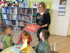 przedszkolaki_w_bibliotece_006