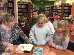 przedszkolaki_w_bibliotece_020